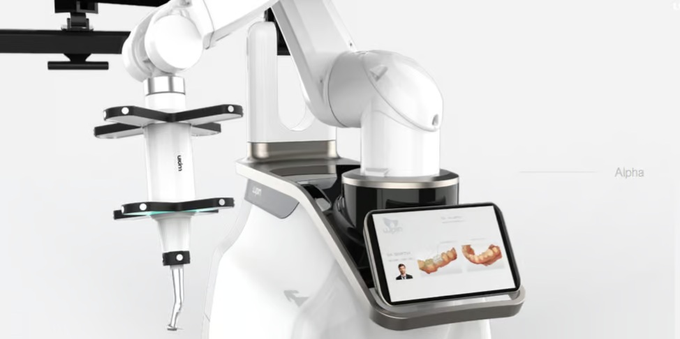 Image montrant le bras robotique de Lupin Dental.